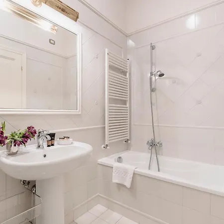 Luxury Cavalieri, & Duomo View *