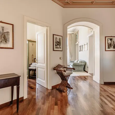 Apartment Luxury Cavalieri, & Duomo View Florence