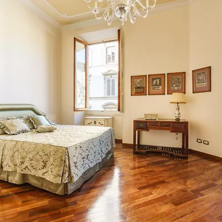 Luxury Cavalieri, & Duomo View Apartment *