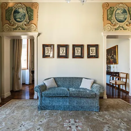 Luxury Cavalieri, & Duomo View Apartment Florence