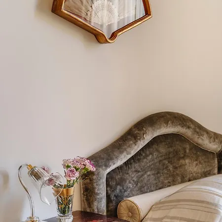 Luxury Cavalieri, & Duomo View Apartment