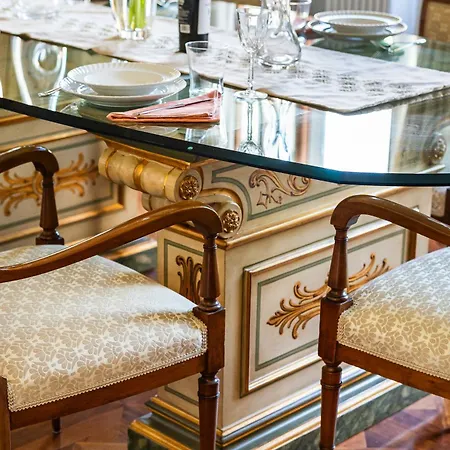 Luxury Cavalieri, & Duomo View Apartment *